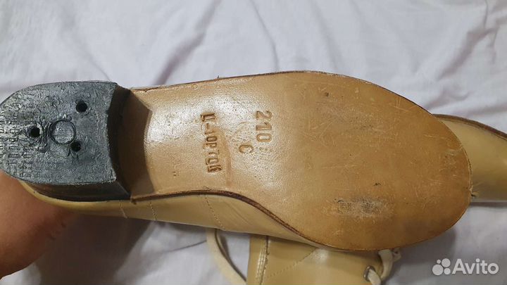 Ботинки для коньков детские p.21