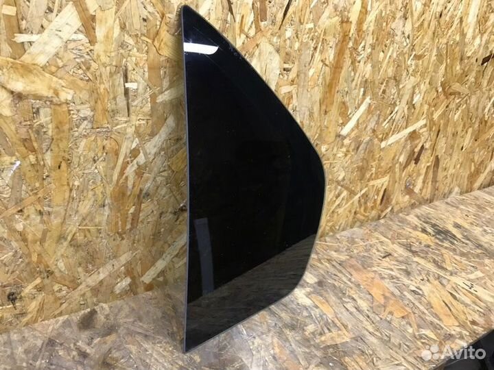 Форточка двери задняя левая Renault Logan 2 седан