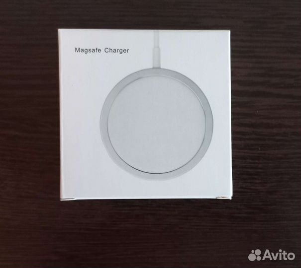 Беспроводная зарядка MagSafe Charger