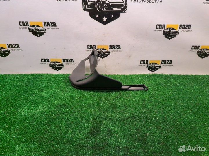 Направляющая ремня безопасности L BMW 3