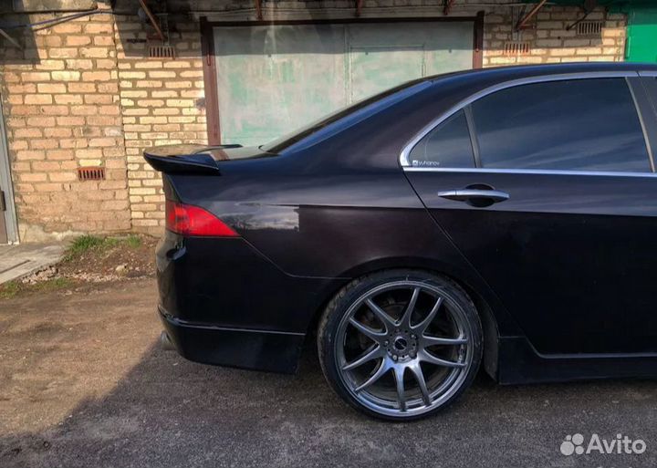 Спойлер ducktail honda accord 7 (2002-2008)