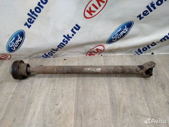 Карданный вал передний Ford Explorer U152