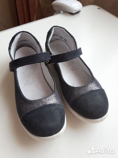 Туфли для девочки 30 р