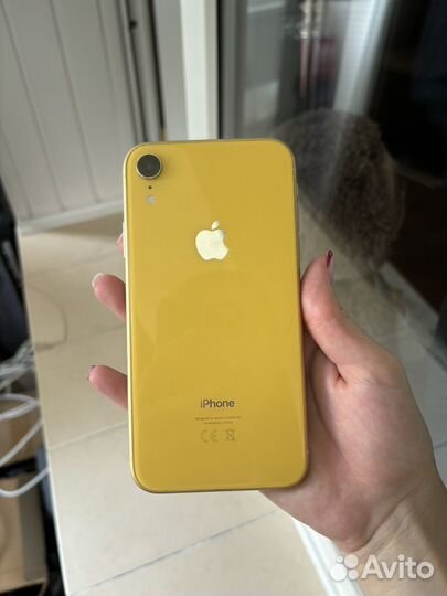 iPhone Xr, 64 ГБ