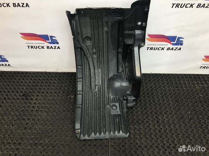 Подкрылок левый Man TGL