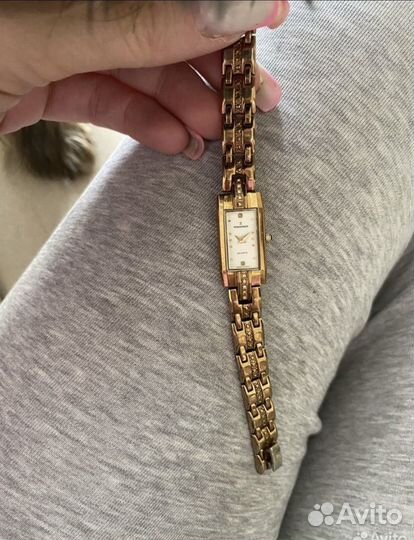 Часы женские Romanson позолоченные