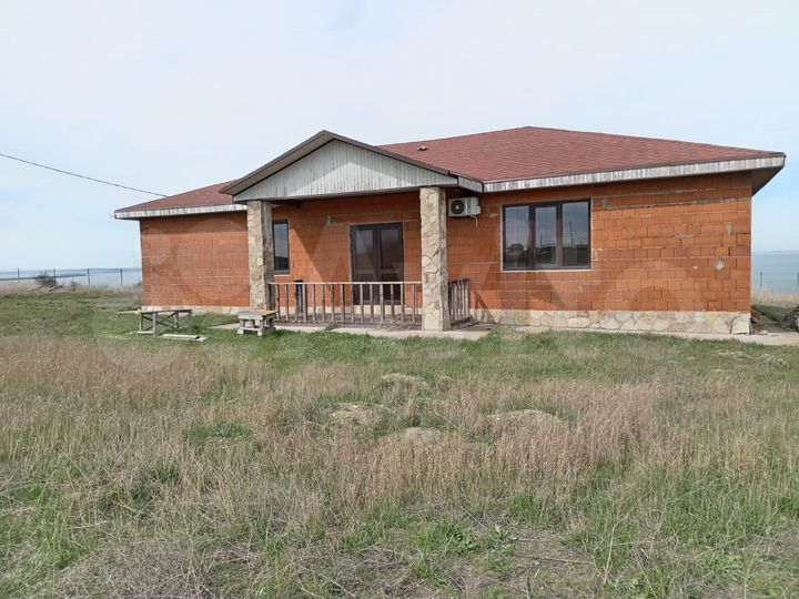 Коттедж 100 м² на участке 9 сот.