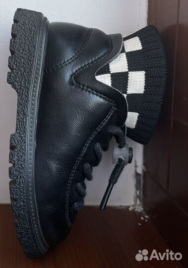 Демисезонные ботинки 14,5 см (18 р)капитошка