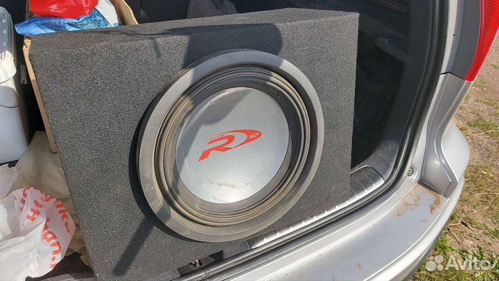 Сабвуфер и усилитель моноблок