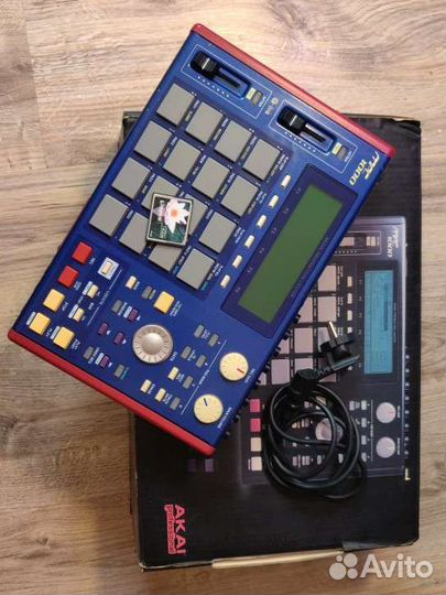 Сэмплер Akai MPC 1000