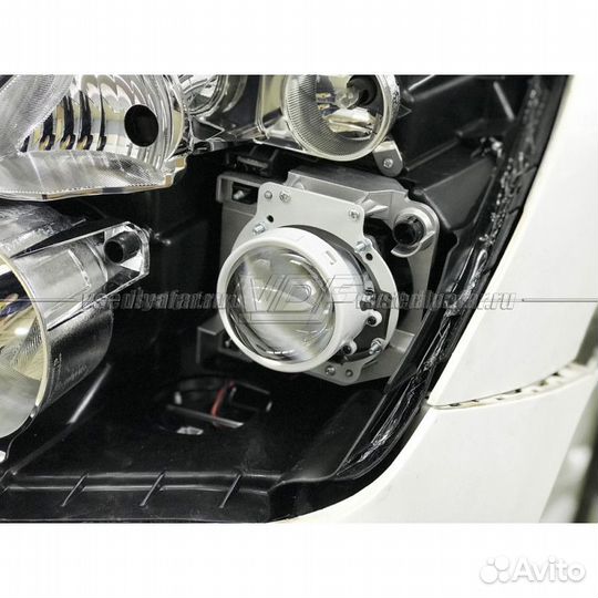 Nissan Patrol Y62 (2010-2014) на Hella 3R Переходн