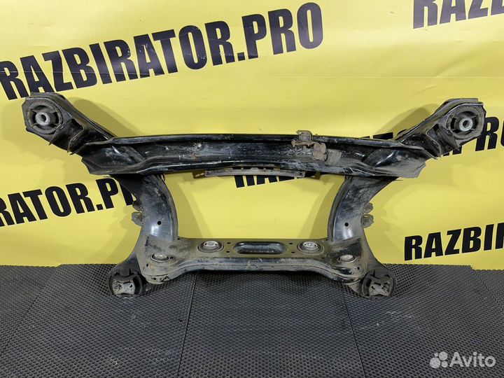 Подрамник задний