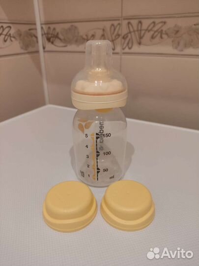 Бутылочка Medela Calma 150 мл со смартсоской