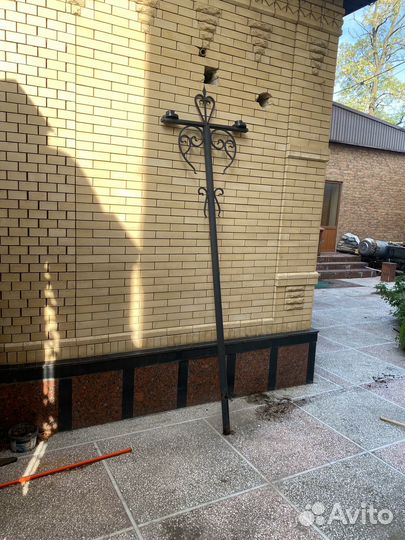 Уличный фонарный столб