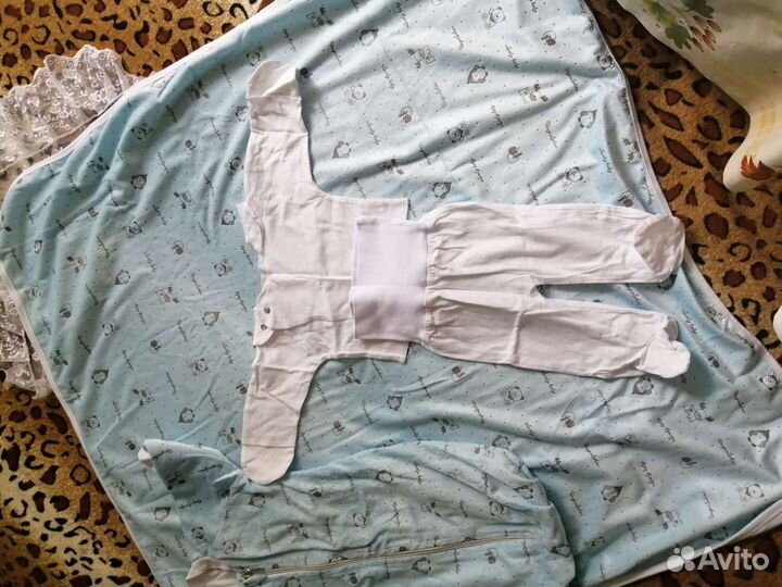 Конверт на выписку. Лента в подарок 2шт