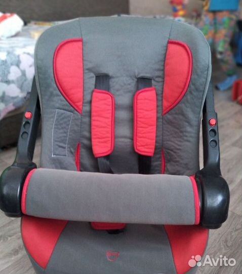 Автомобильное детское кресло от 0 до 18 кг