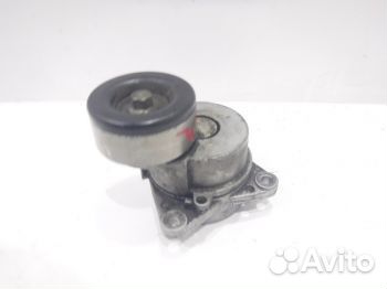 Натяжитель ремня Ниссан