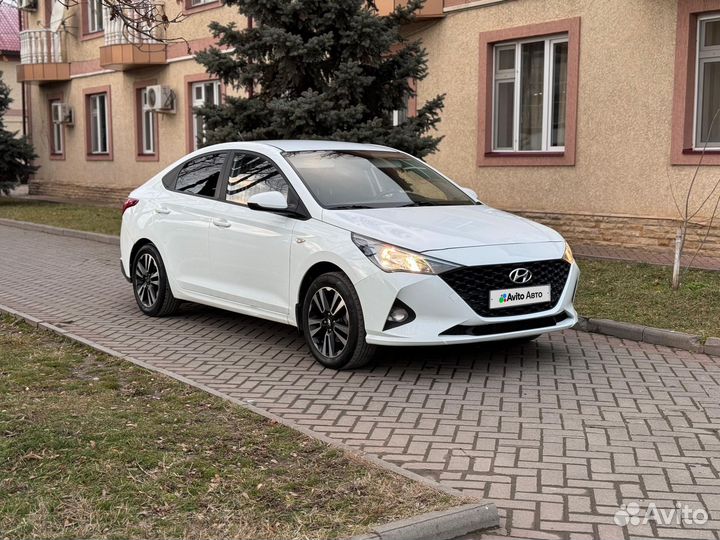 Hyundai Solaris 1.6 AT, 2020, 230 000 км