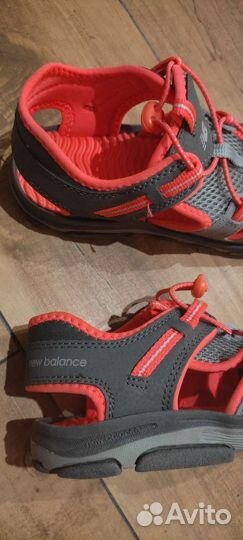 Сандали new balance