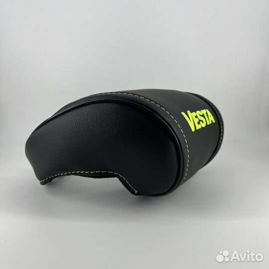 Автомобильная подушка на подголовник LADA Vesta