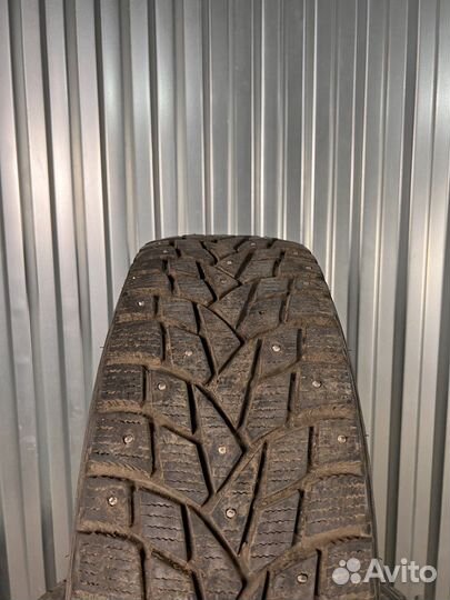 Dunlop Grandtrek Ice 02 215/60 R17 100T