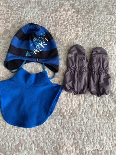 Шапка, манишка, рукавички для мальчика lassie