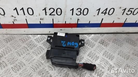 Блок управления ручника (стояночного тормоза) audi