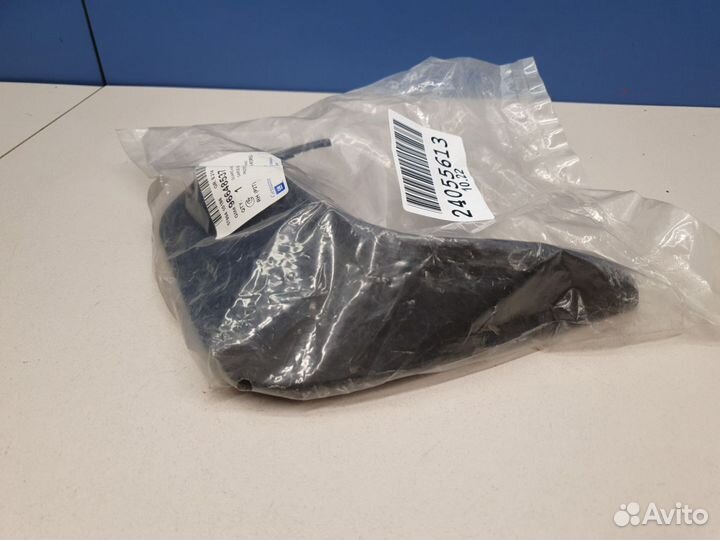 Брызговик передний правый Chevrolet Aveo T250 2006