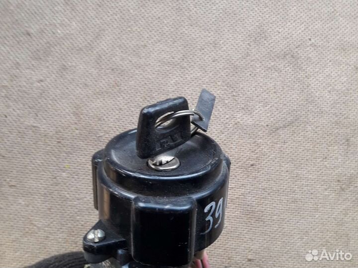 Замок зажигание на Волгу 3110