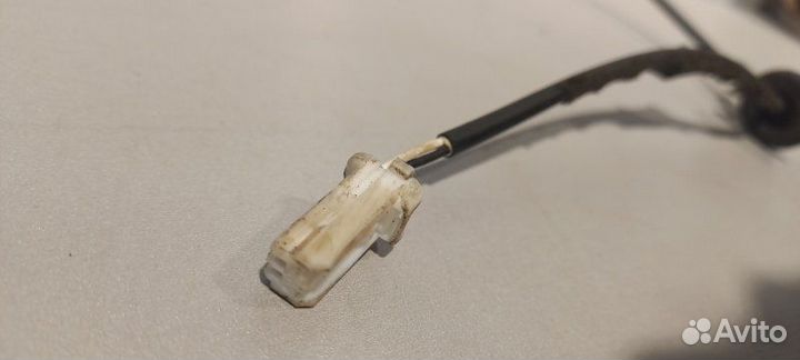 Датчик abs задний левый Toyota Rav 4 Ca 40 2AR-FE