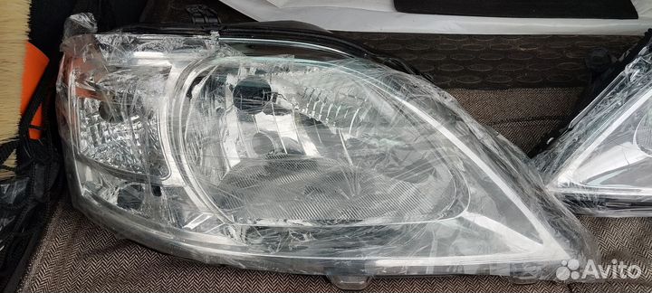 Фары на renault logan 1