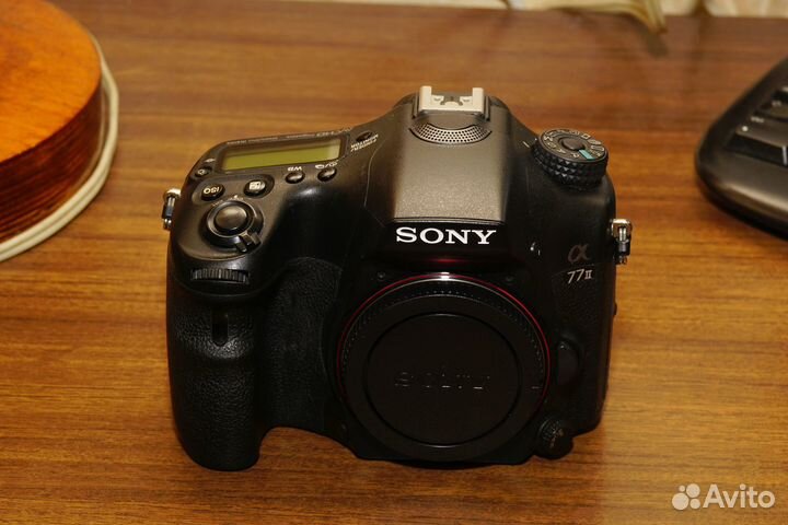 Sony A77II без проблем, SAL1650, вспышка, батручка