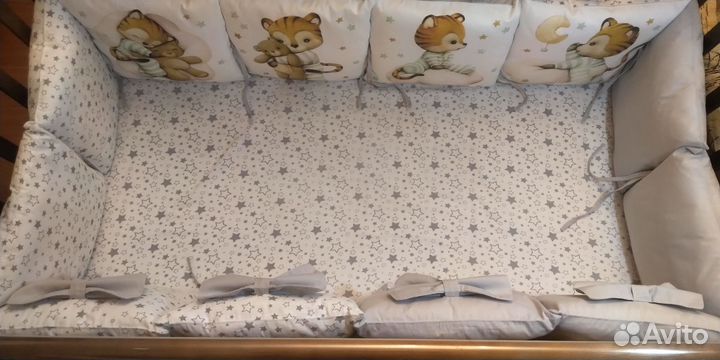 Бортики в кроватку 17 предметов и постельное белье