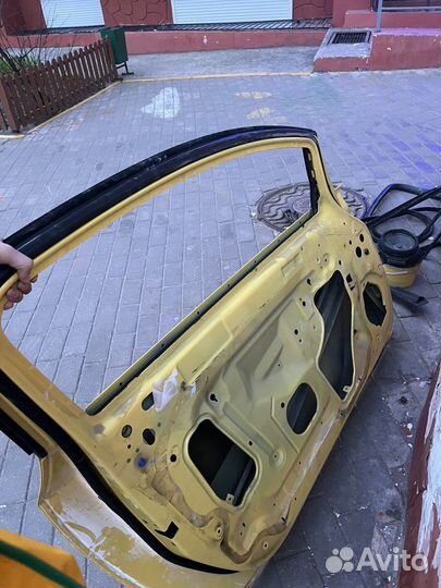 Дверь Opel Astra J GTC