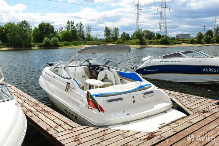 Прогулки на катере Аренда катера яхты