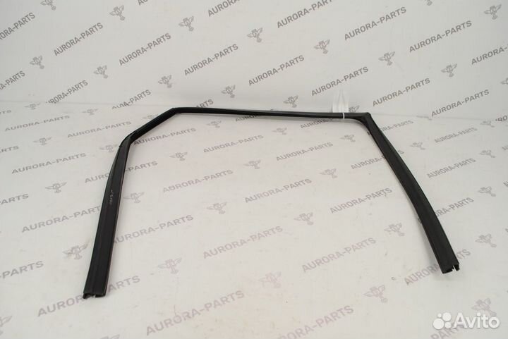 Направляющая стекла Discovery Sport L550 2014