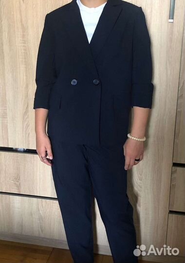 Школьный костюм для девочки 146-152