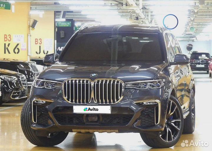 BMW X7 3.0 AT, 2022, 12 000 км
