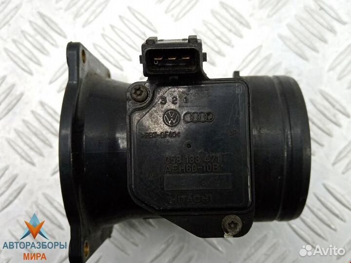 Расходомер воздуха Audi A3 8L 1997 058133471