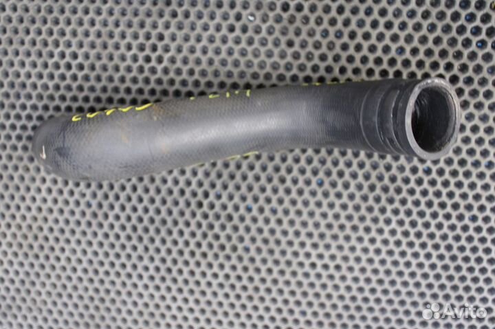 Патрубок радиатора Nissan Ambulance 21501WL000