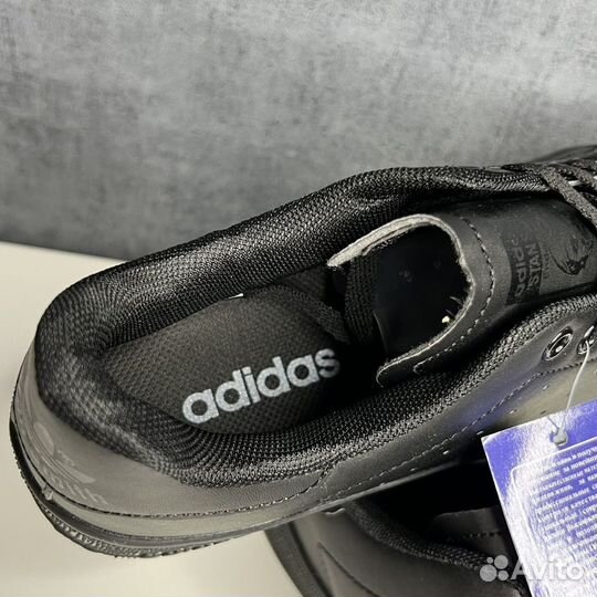 Кроссовки adidas черные мужские кеды