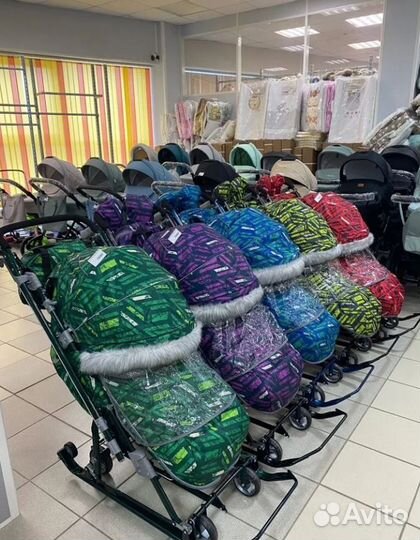 Коляска комбинированная с лыжами