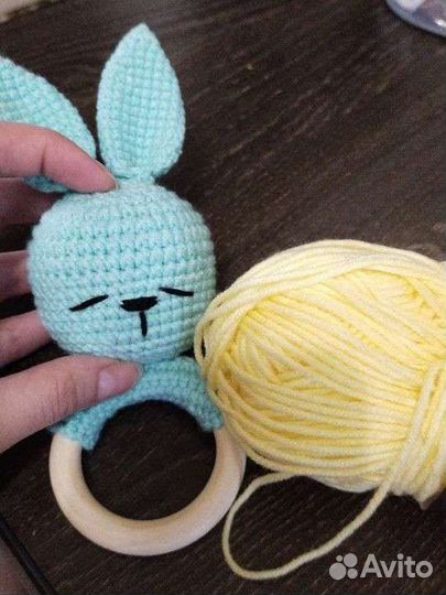 Погремушка грызунок амигуруми