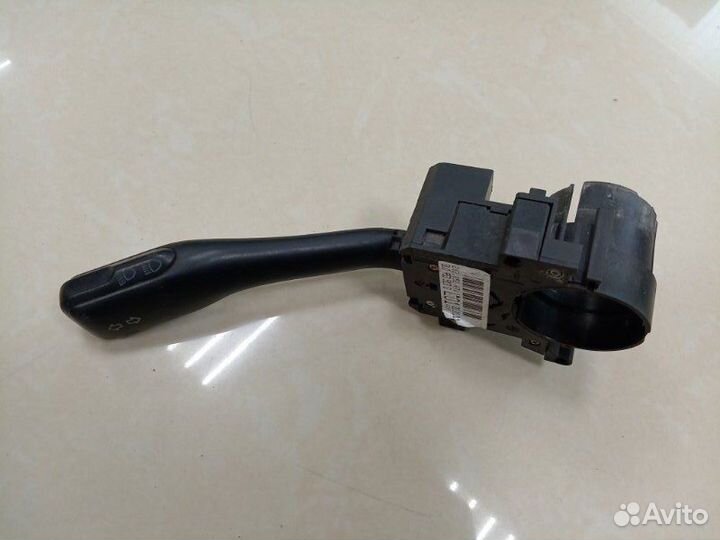 Подрулевой переключатель поворотов Audi A6 C5 AGL