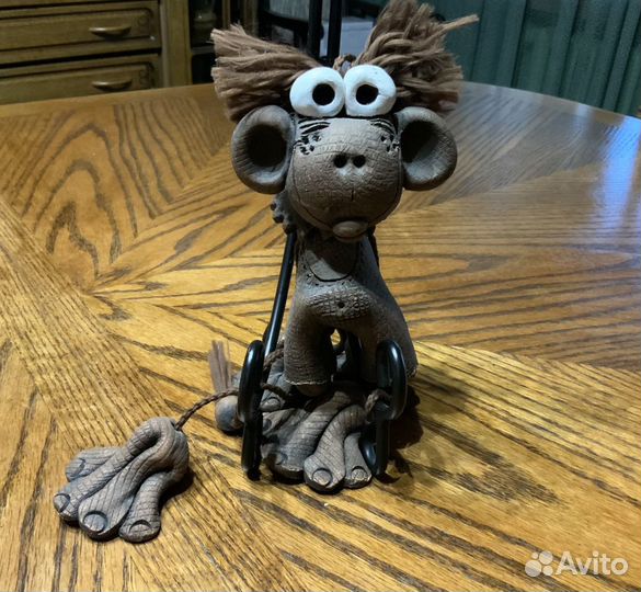 Интерьерная игрушка обезьянка