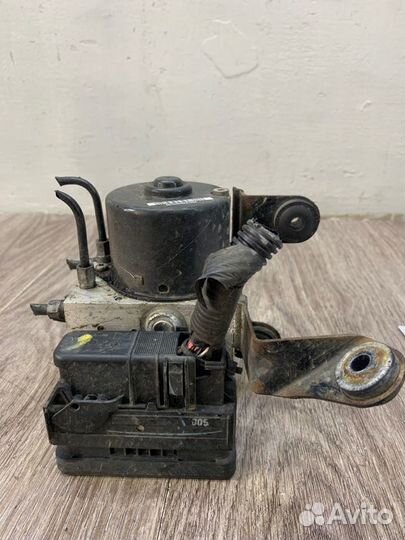 Блок abs Mazda 3 хетчбэк 5-ти дв. 2006