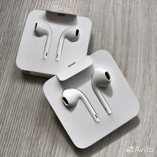 Наушники Apple EarPods Lighting Оригинал