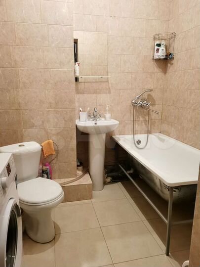 Комната 12 м² в 2-к., 2/4 эт.