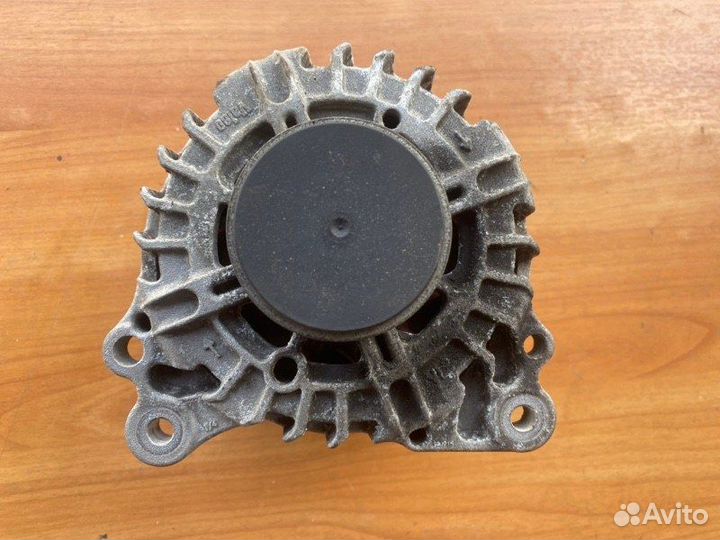 Генератор Wv Passat B6 универсал cayc 2010