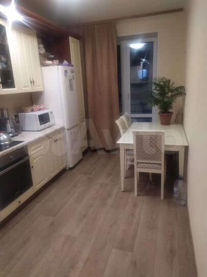 2-к. квартира, 59 м², 4/6 эт.